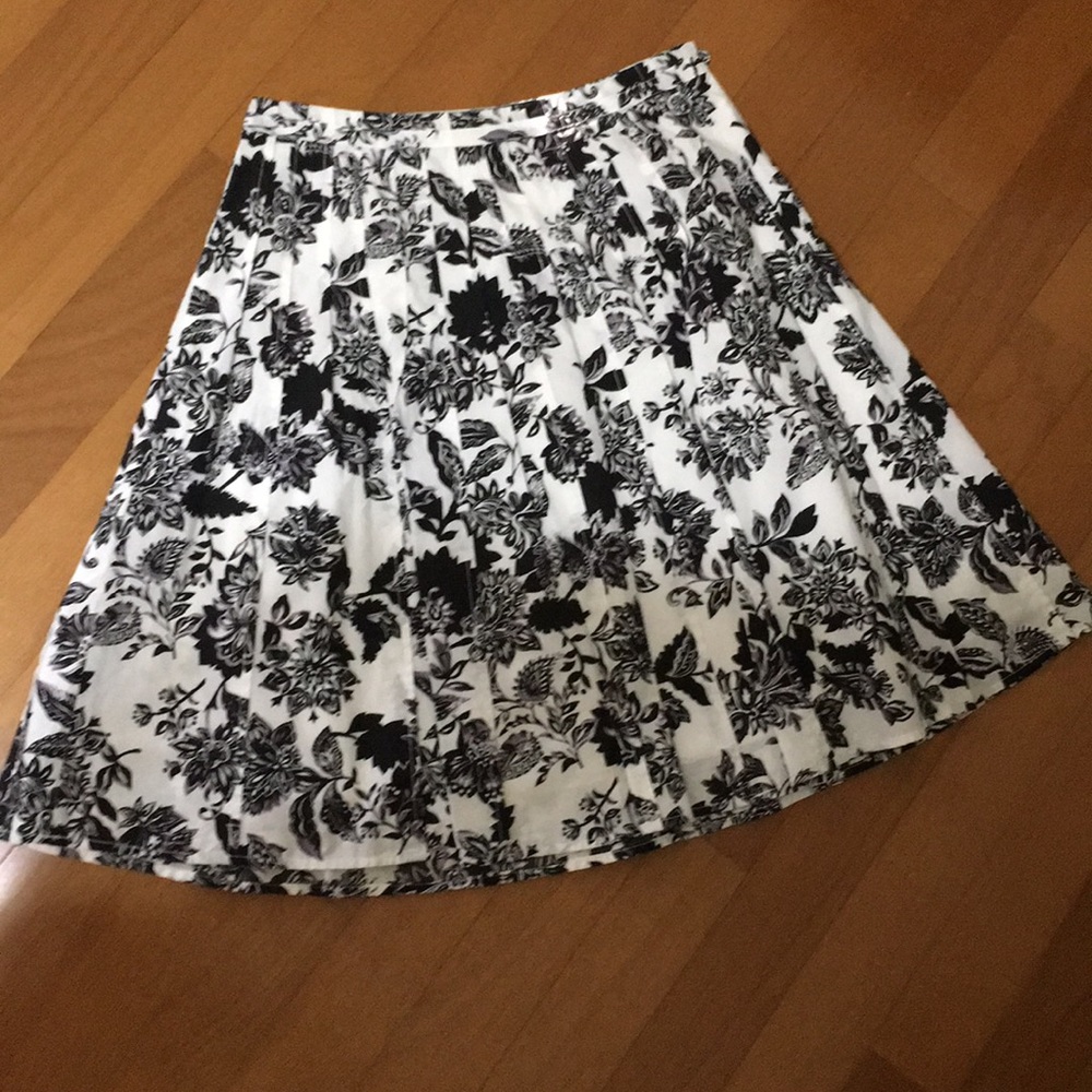 Black, white and pleated all over